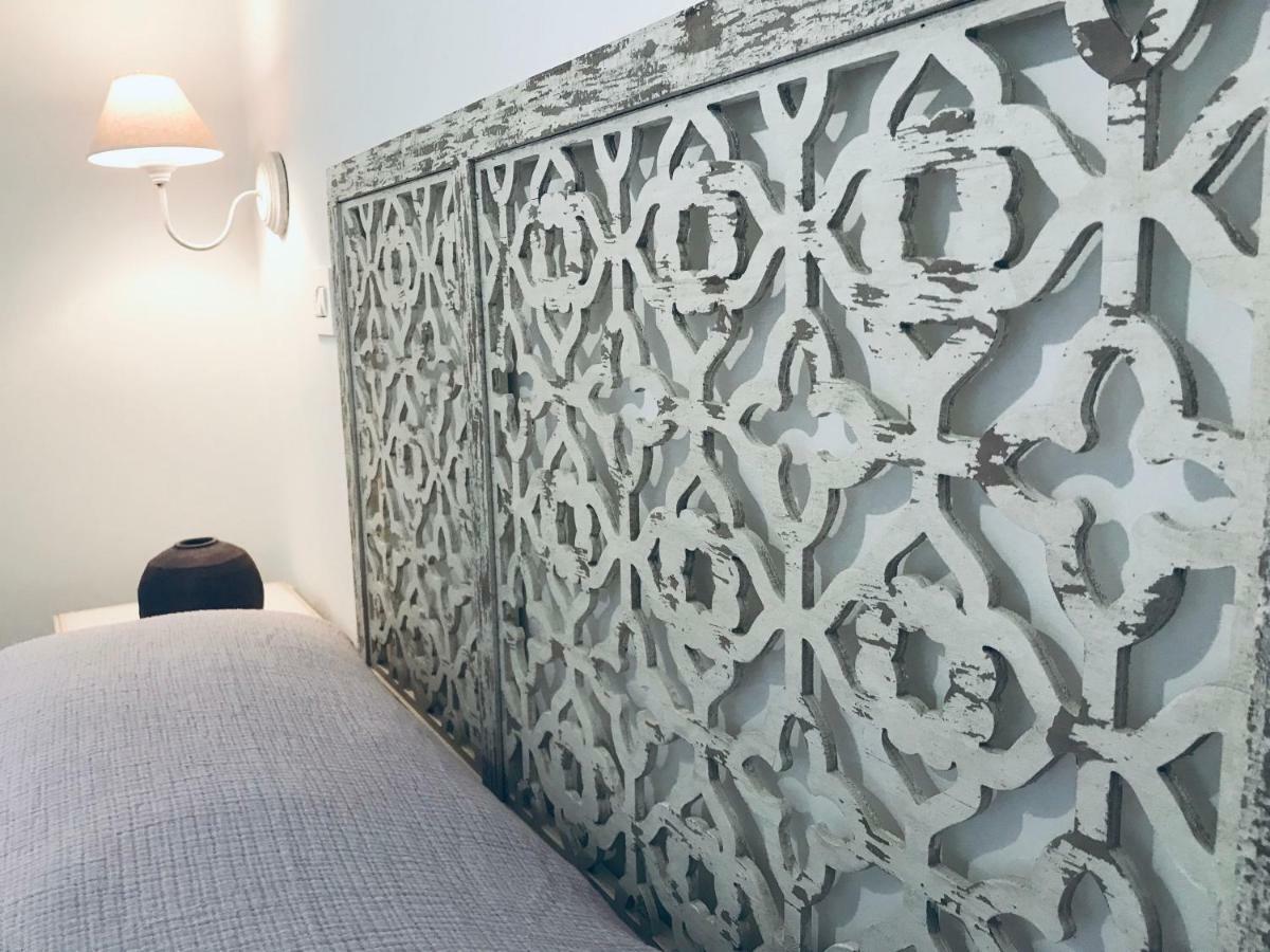 Bellhome 3 - Elegante Appartamento Nel Centro Di Bari Extérieur photo